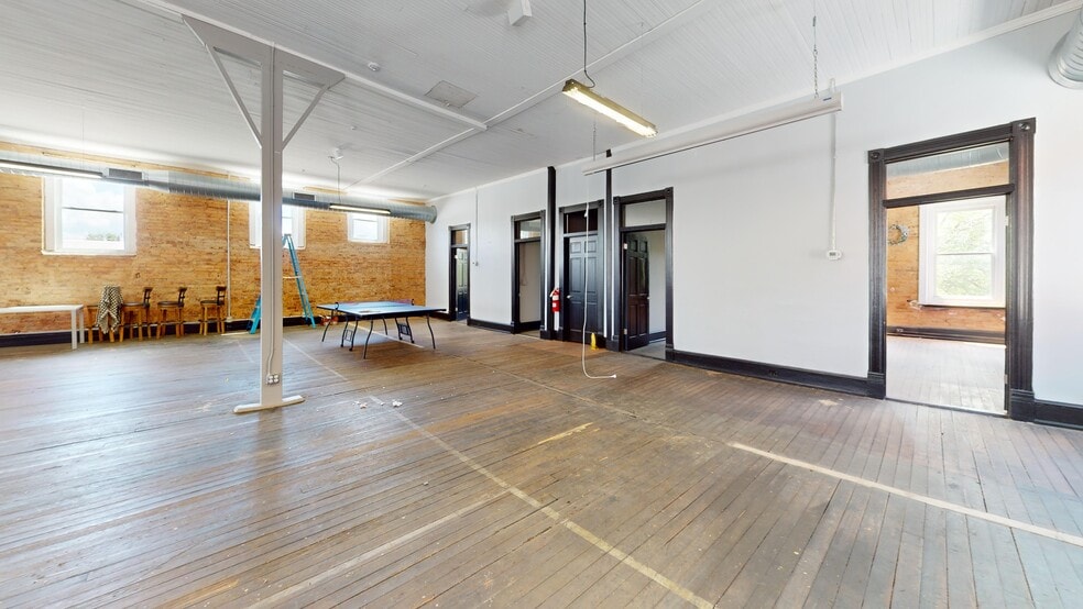 More Photos Of 110 N Broad St, Monroe Storefront Retail Office For Sale