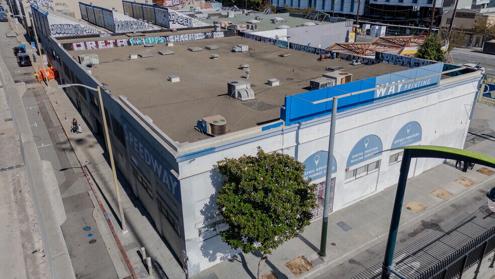 More Photos Of 475 4th St, San Francisco Service For Lease