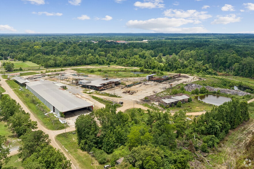 More Photos Of 111 Ouachita 301, Camden Manufacturing For Sale