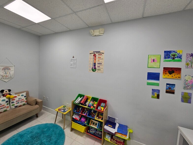 More Photos Of 7950 NW 53rd St, Doral Medical For Sale