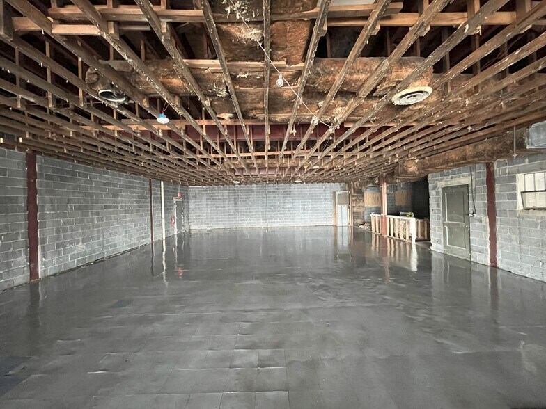 More Photos Of 7027 Route 38, Pennsauken Storefront Retail Office For Lease