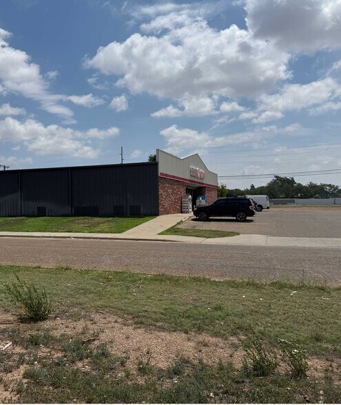 More Photos Of 420 W Amarillo Blvd, Amarillo Freestanding For Lease