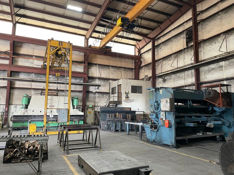 More Photos Of 4751 Fox St, Denver Manufacturing For Lease