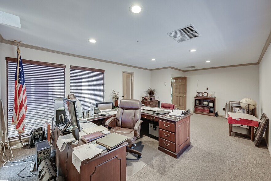 More Photos Of 1400 N Cooper St, Arlington Medical For Lease