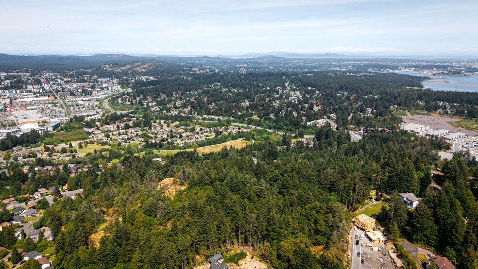 More Photos Of 791 Drummond Way, Victoria Land For Sale