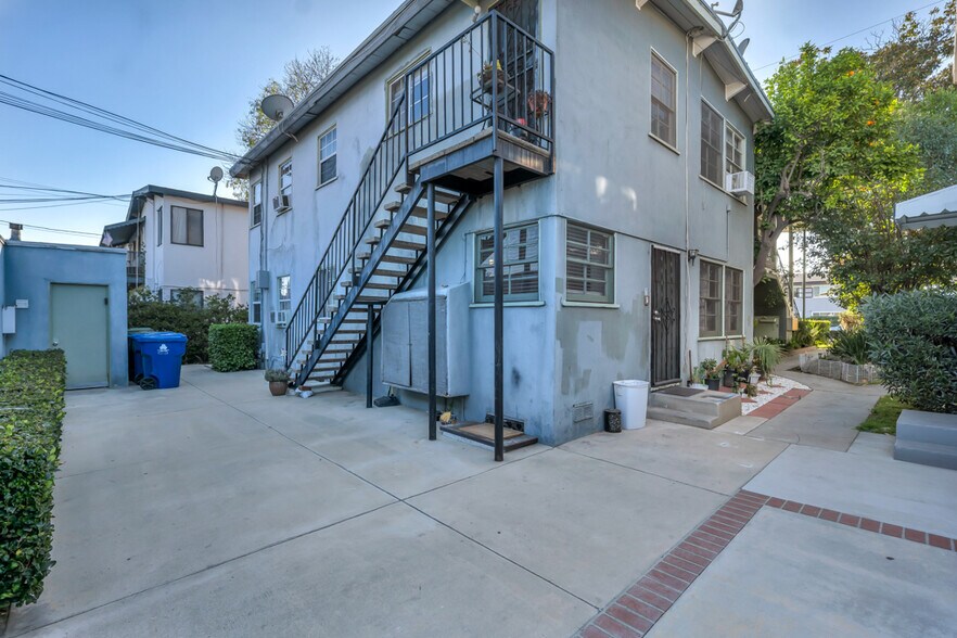 More Photos Of 6308 Coldwater Canyon Ave, North Hollywood Apartments For Sale