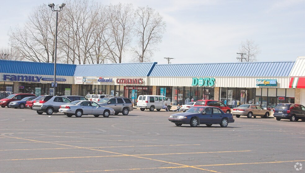 More Photos Of 4351-4355 24th Ave, Fort Gratiot Freestanding For Lease