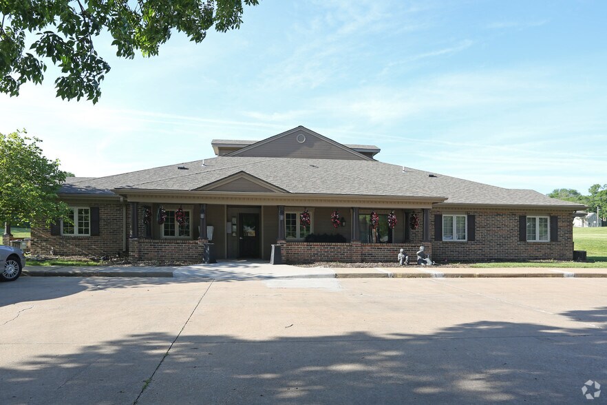 Primary Photo Of 105 E Amity St, Louisburg Office Residential For Lease