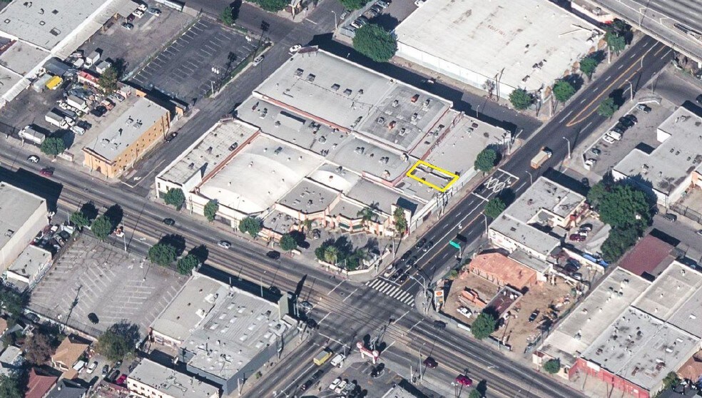 More Photos Of 1815 S Central Ave, Los Angeles Warehouse For Lease
