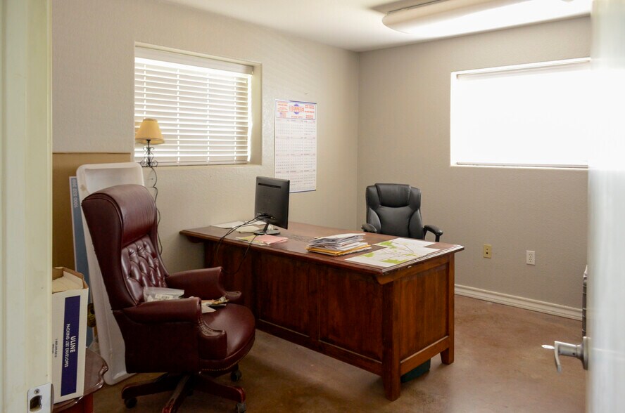 More Photos Of 4136 Interstate Highway 37, Odem Truck Terminal For Lease