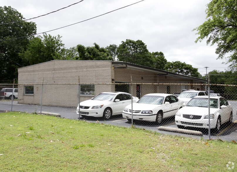 More Photos Of 208 Beech St, North Little Rock Office For Sale