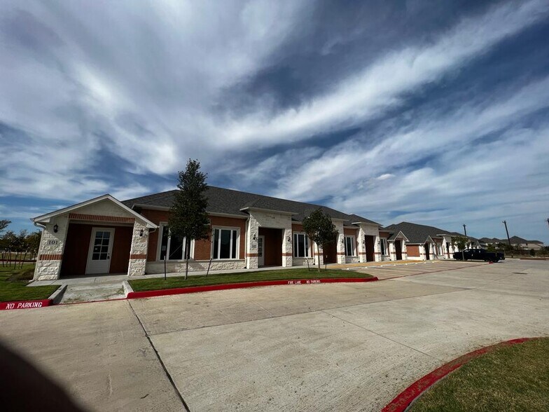 More Photos Of 5830 Collin McKinney Pky, McKinney Medical For Lease