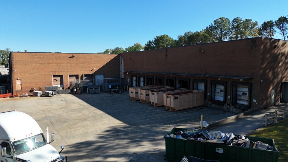 More Photos Of 4820 N Church Ln SE, Atlanta Warehouse For Lease