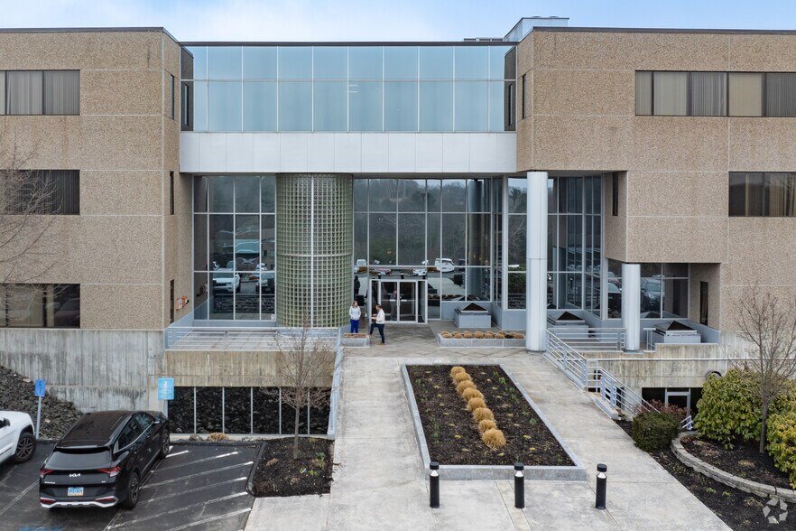 More Photos Of 199 Rosewood Dr, Danvers Office For Lease