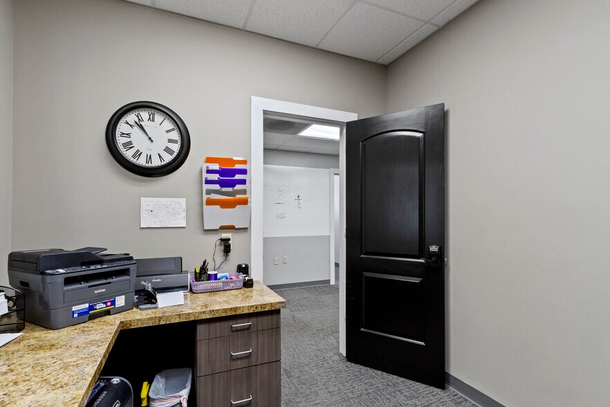 More Photos Of 2134 Holiday Ln, Franklin Medical For Sale