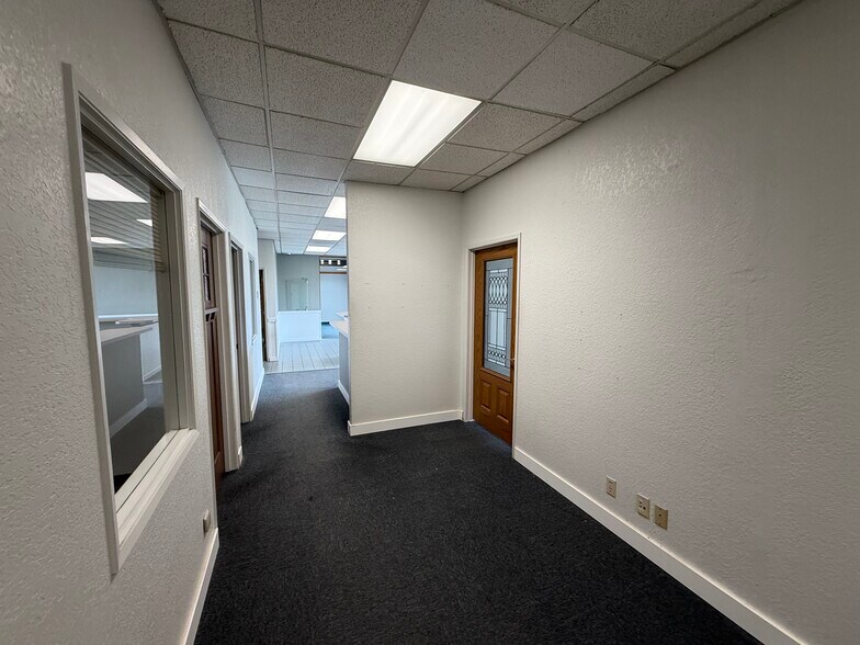 More Photos Of 6710 220th St SW, Mountlake Terrace Freestanding For Sale