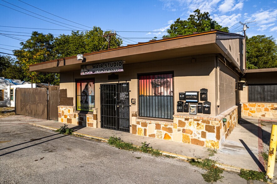 More Photos Of 1006 West Ave, San Antonio Freestanding For Sale