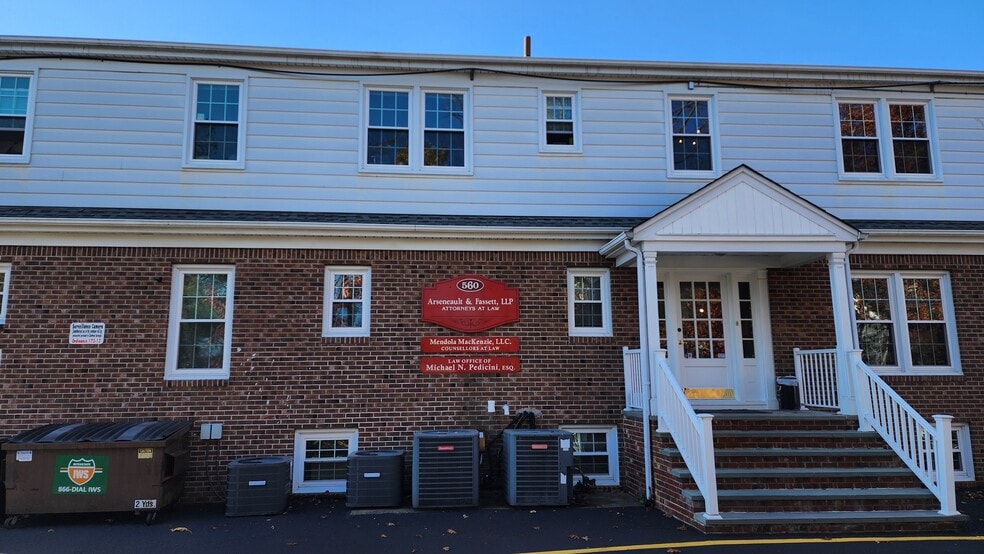 More Photos Of 560 Main St, Chatham Medical For Sale