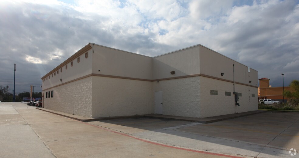 More Photos Of 13734 Tomball Pky, Houston Unknown For Lease
