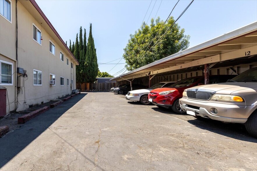 More Photos Of 2041 Beatrice Ct, San Jose Apartments For Sale