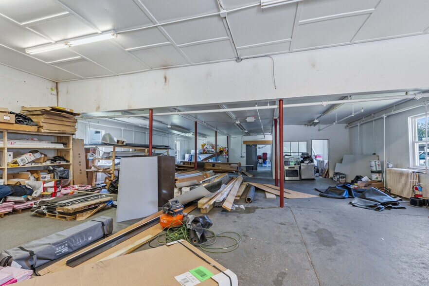 More Photos Of 36 Carpenter Street St, Keene Office For Sale