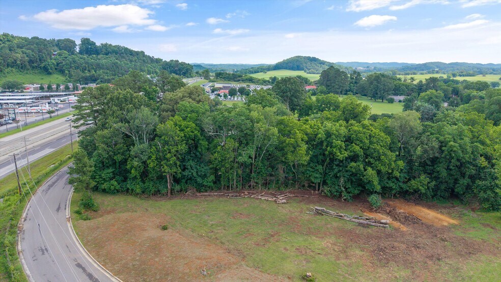 More Photos Of 945 Crescent, Louisville Land For Sale