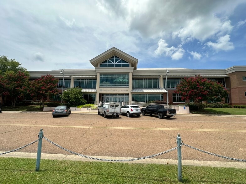 Primary Photo Of 107 Front St, Vidalia Office For Sale