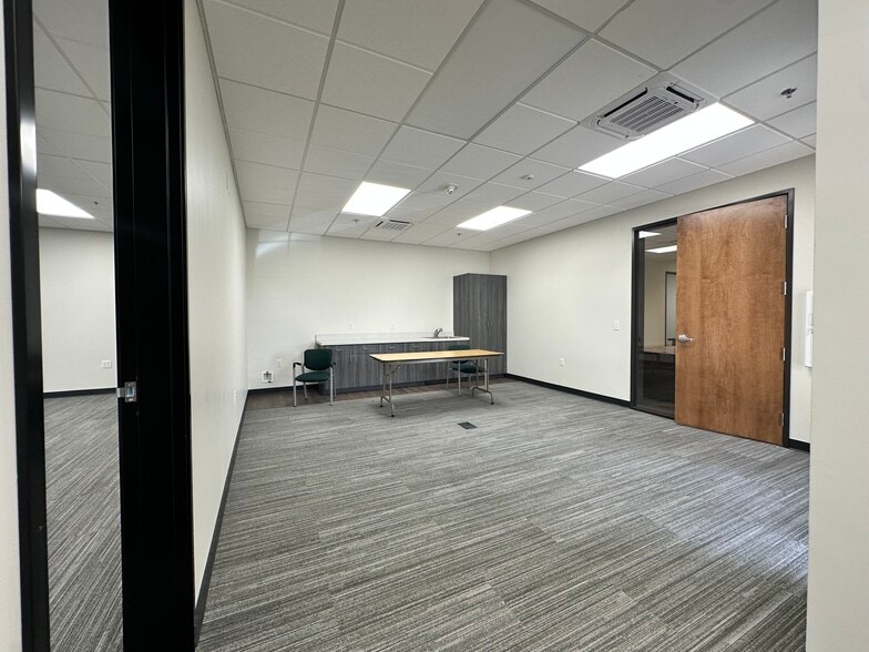 More Photos Of 3400 N Dysart Rd, Avondale Medical For Lease