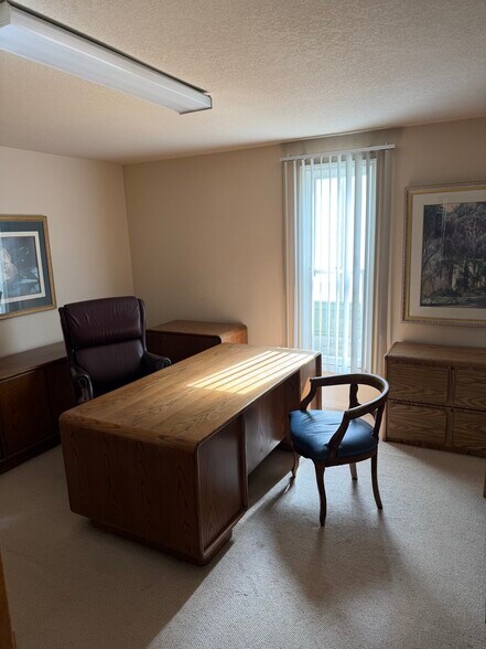 More Photos Of 714 N Spurgeon St, Santa Ana Office For Lease