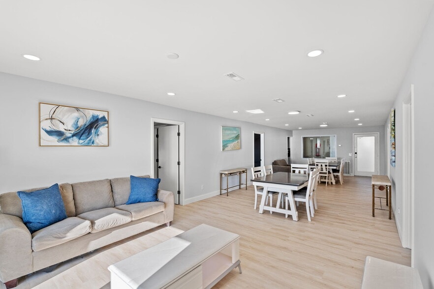 More Photos Of 3104 N Ocean Blvd, Myrtle Beach Apartments For Sale