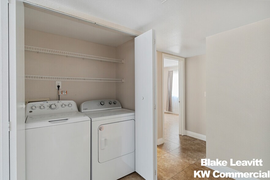 More Photos Of , Las Vegas Multifamily For Sale