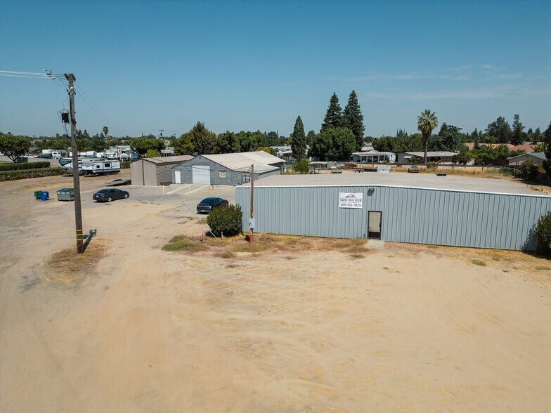 More Photos Of 901 E Broadway Ave, Atwater Specialty For Sale