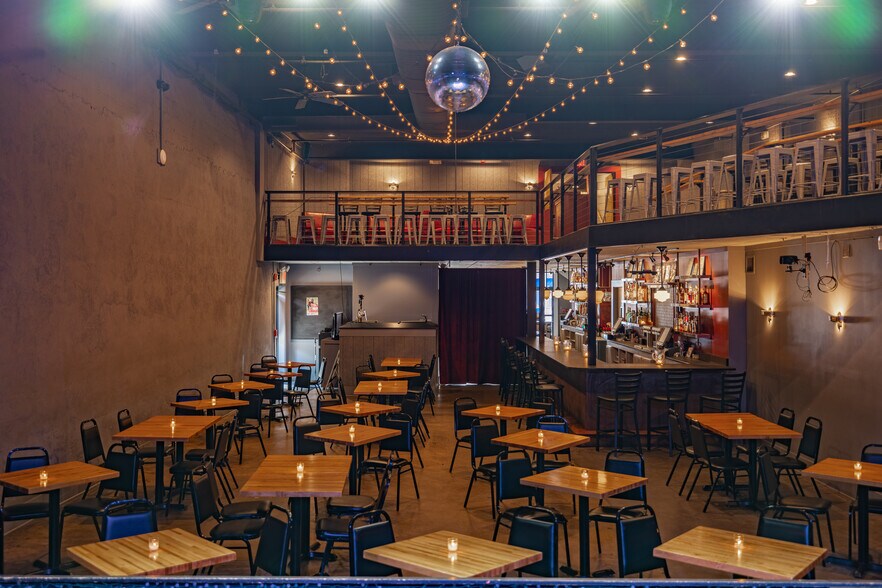 More Photos Of 743 Haywood Rd, Asheville Restaurant For Sale