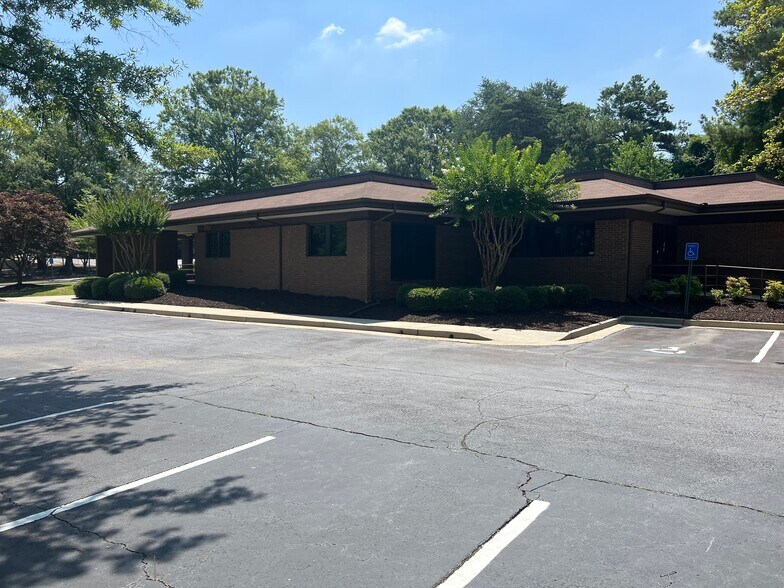 More Photos Of 6685 Merchants Way, Morrow Medical For Sale