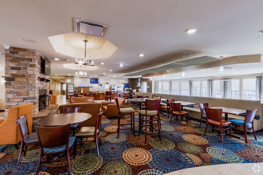 More Photos Of 5311 Campbells Run Rd, Pittsburgh Hotel For Sale