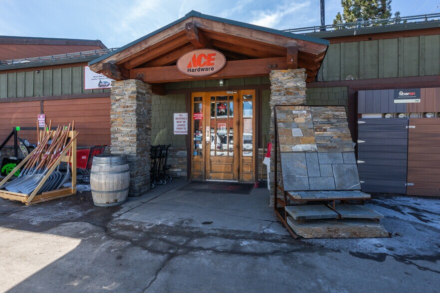 More Photos Of 283 Sierra Manor Rd, Mammoth Lakes Freestanding For Sale