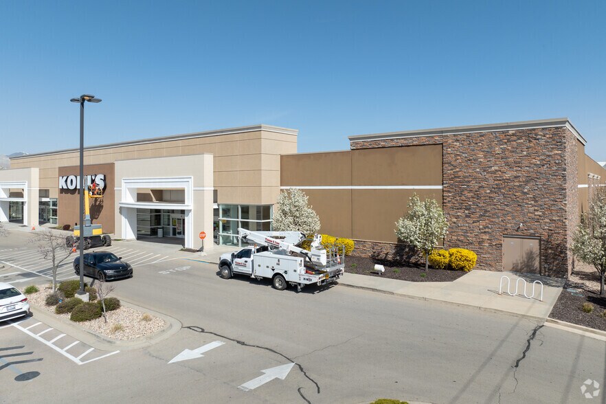 More Photos Of 13319 S 3600, Riverton Freestanding For Lease