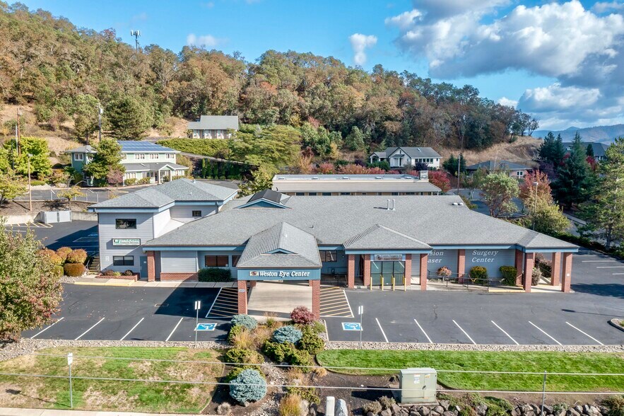 Primary Photo Of 2435 NW Kline St, Roseburg Medical For Lease