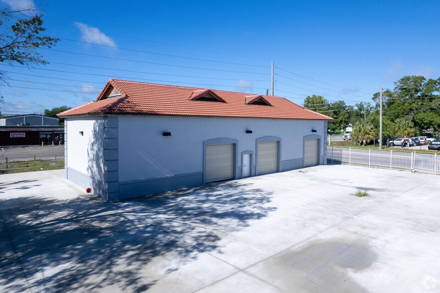 Primary Photo Of 441 Cassat Ave, Jacksonville Auto Repair For Sale