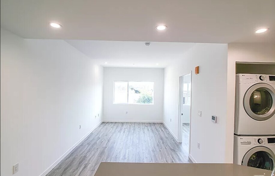 More Photos Of 1229 S Kingsley Dr, Los Angeles Apartments For Sale