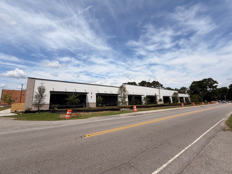 More Photos Of 1657 Ashley Hall Rd, Charleston Storefront Retail Office For Lease