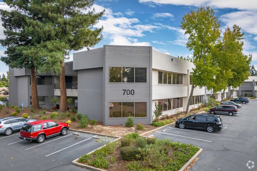 More Photos Of 11344 Coloma Rd, Gold River Unknown For Lease