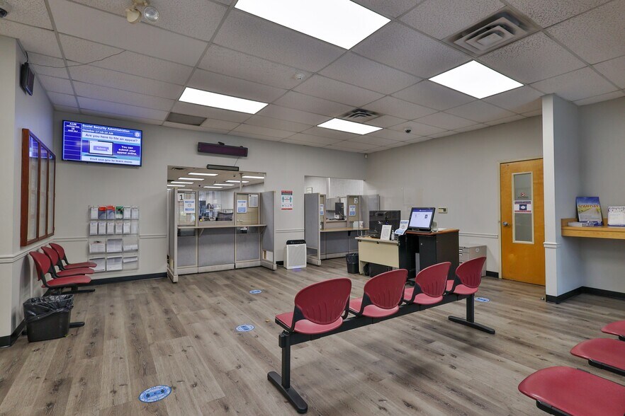 More Photos Of 555 Main St, Bethlehem Office For Lease