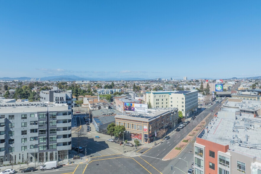 More Photos Of 1901-1915 San Pablo Ave, Oakland Storefront Retail Office For Lease