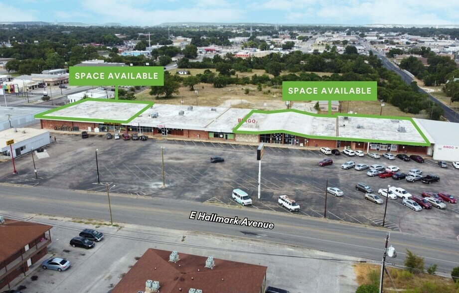 More Photos Of 201 E Hallmark Ave, Killeen Storefront For Lease