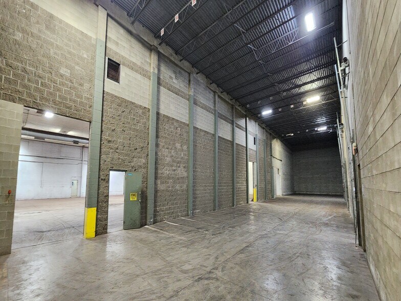 More Photos Of 1810 Kosmina Rd, Vernon Manufacturing For Sale