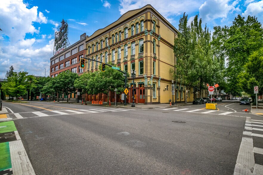 More Photos Of 70 NW Couch St, Portland Office For Sale