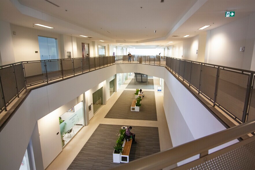 More Photos Of 1275 Finch Ave W, Toronto Medical For Lease