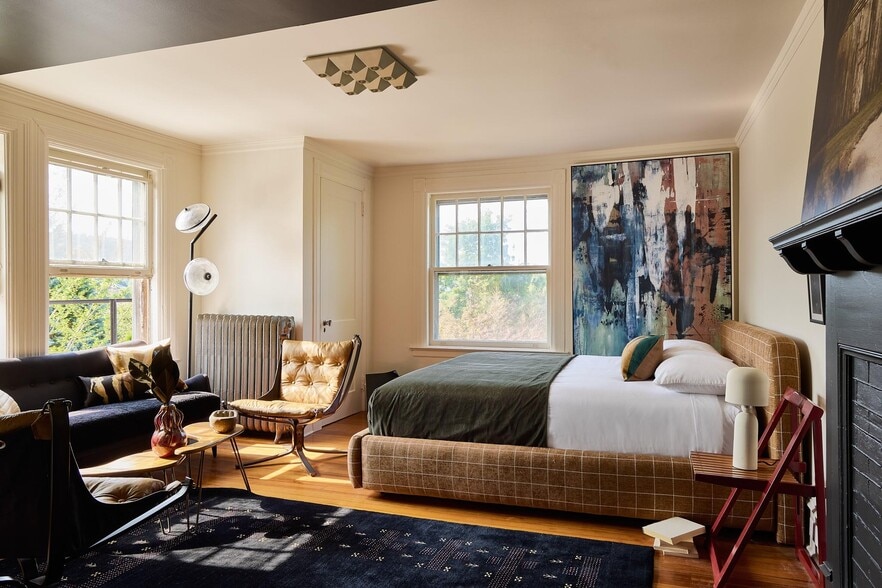 More Photos Of 173 E Chestnut St, Asheville Hotel For Sale