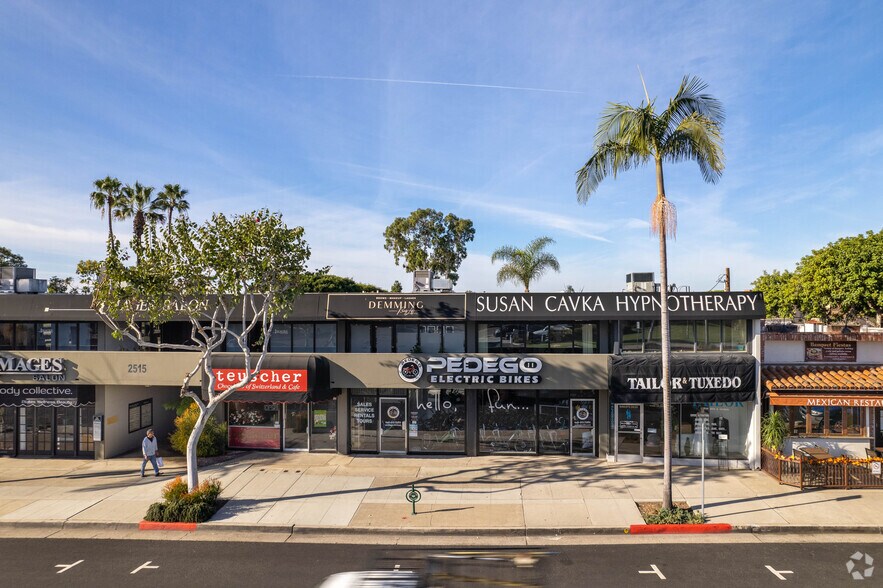More Photos Of 2515 E Coast Hwy, Corona del Mar Storefront Retail Office For Lease